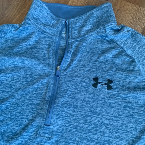 UA Tech ½ Zip Long Sleeve - Picture 3 of 10